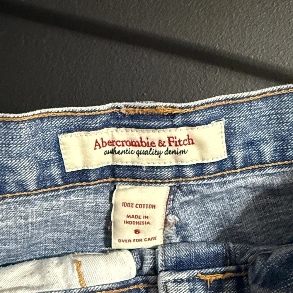 Abercrombie & Fitch Y2K Button Front Denim A-line Flare Mini Skirt Size: 6
